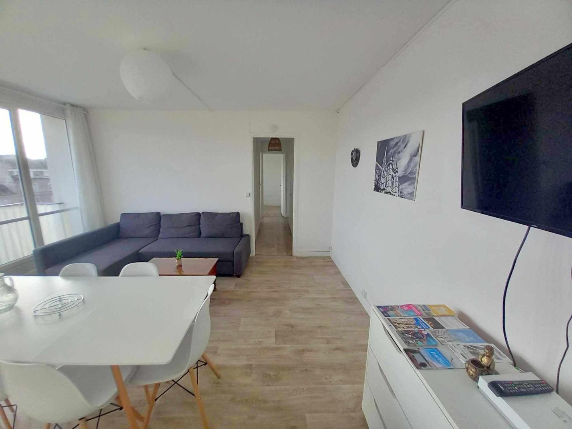 T3 57M2 Avec Balcon Proche Gare Sncf, Wifi Et Cafe Et The Offerts Apartment Orleans Luaran gambar
