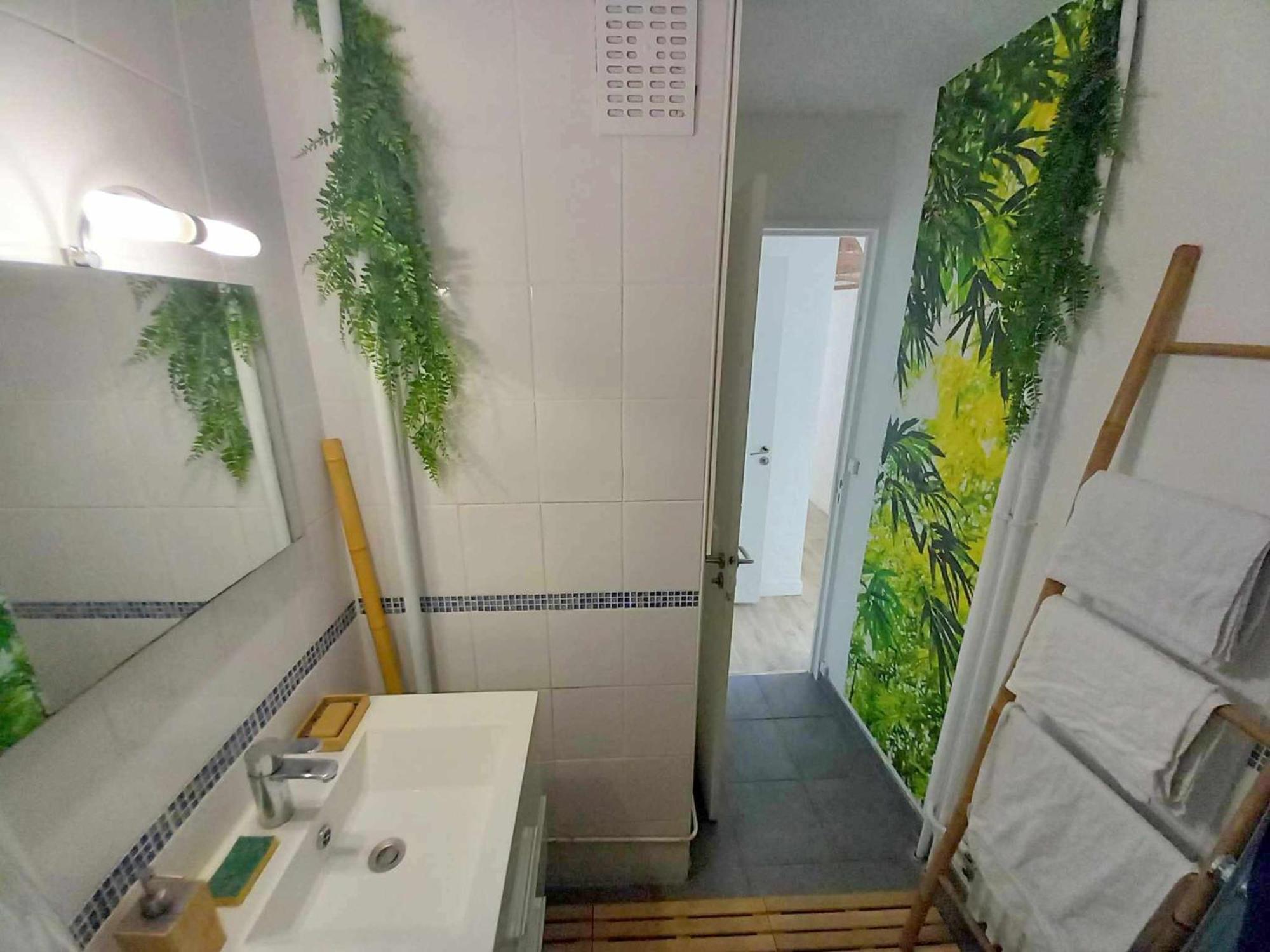 T3 57M2 Avec Balcon Proche Gare Sncf, Wifi Et Cafe Et The Offerts Apartment Orleans Luaran gambar